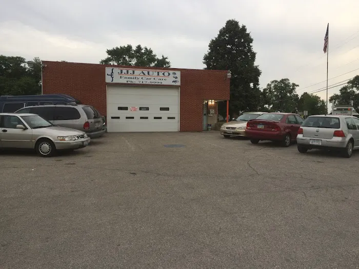 JJJ Auto LLC 4