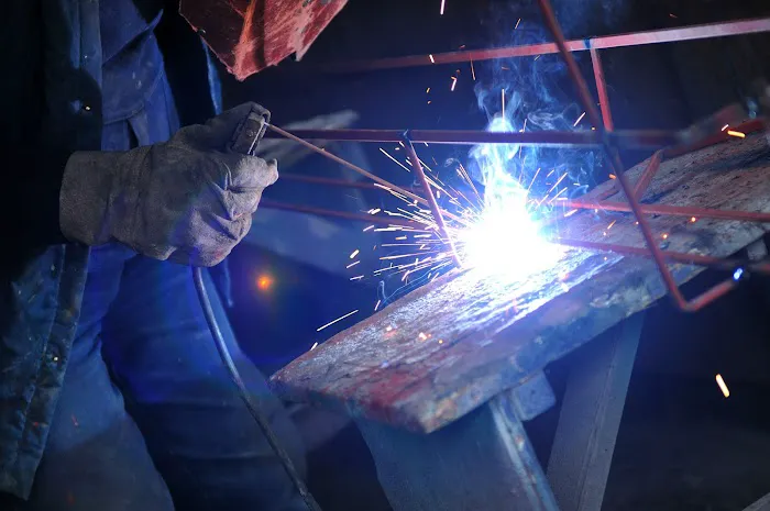 D & M Welding & Radiator 2