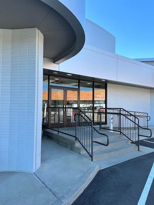 Byers Airport Subaru Service Center 9