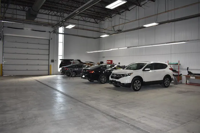 Lindsay Collision Center 8