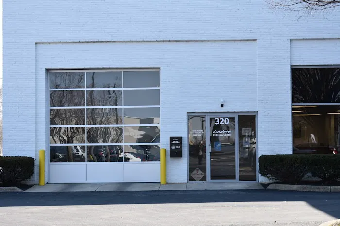 Lindsay Collision Center 4