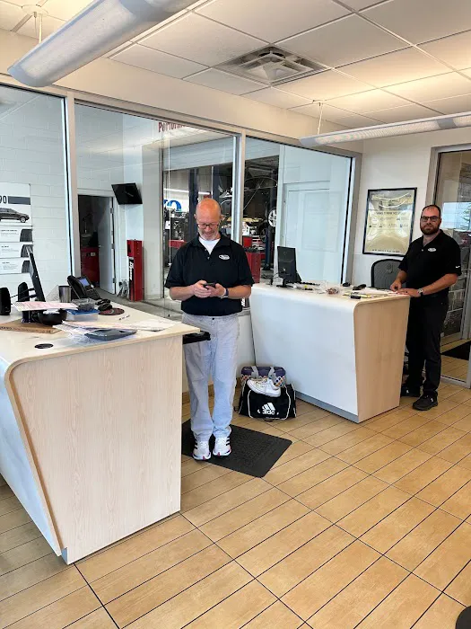 Byers Volvo Parts Store 7