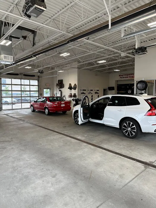 Byers Volvo Parts Store 8