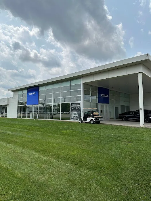 Byers Volvo Service Center 6