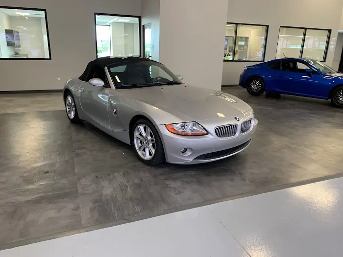 Lindsay Auto Body 2