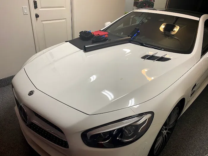 911 Windshield Repair & Replacement 7