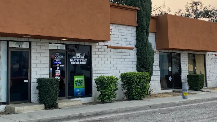 J&J AutoTec 7