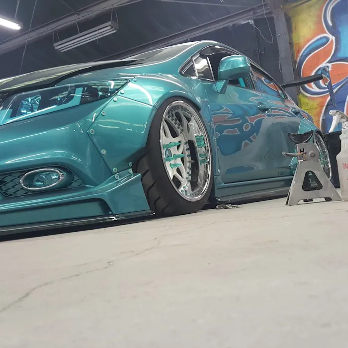 Only 1'z Garage 1