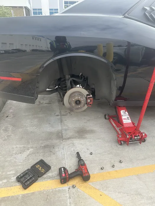 Cortez MOBILE Tires Services 6