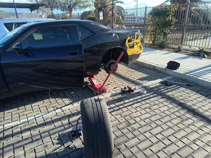 Cortez MOBILE Tires Services 5