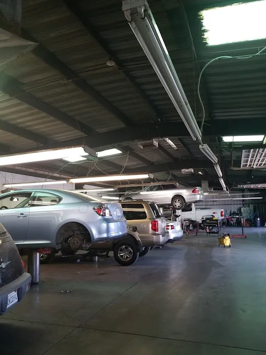 Frank & Kit's Garage 6