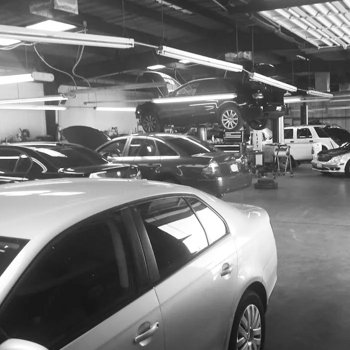 Frank & Kit's Garage 4
