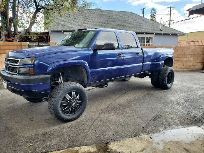 San Roberto Tire Shop 2