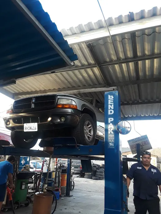 San Roberto Tire Shop 9