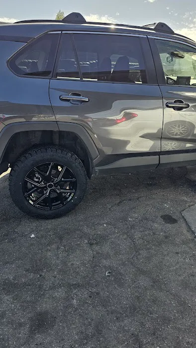 Ary’s Tires Shop 8