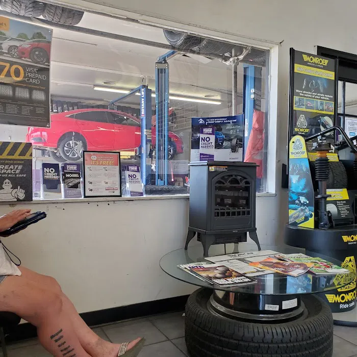 Discount Tire & Service Centers 6