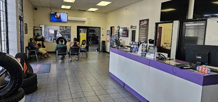 Discount Tire & Service Centers 1
