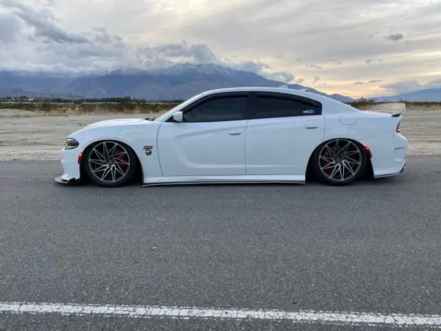 United Window Tint & Car Wrap 4