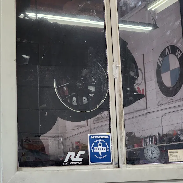 Foreign Auto Tech 0