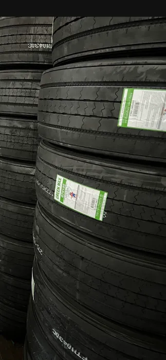 Truck tires road service 7
