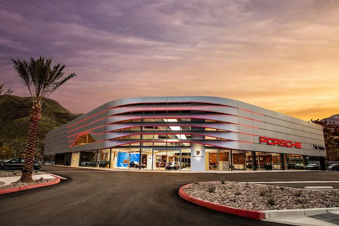 Porsche Palm Springs Service Center 7