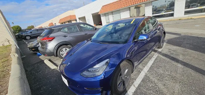 GLASS 4 CAR AUTO GLASS 9