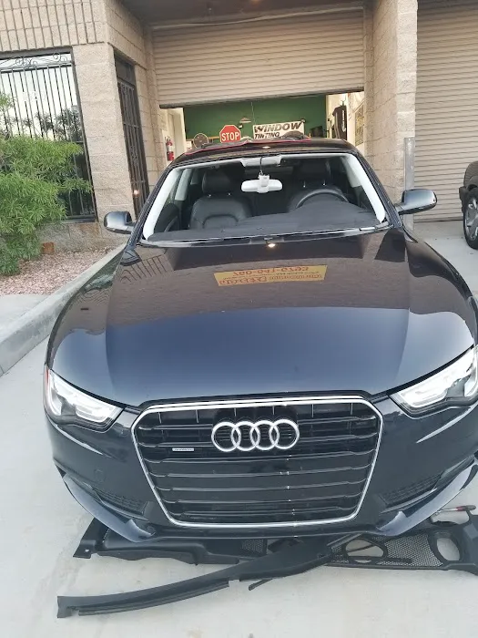 JSS Auto Glass 0