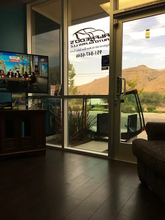 Alfredo’s Auto Glass 9