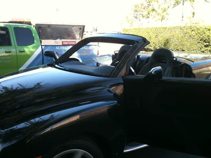 Alfredo’s Auto Glass 0