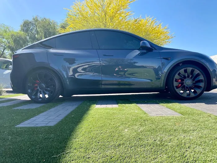 Tesla Service Center 9