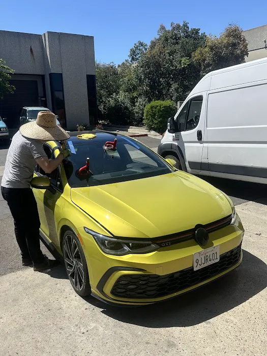 Diamond Auto Glass 6