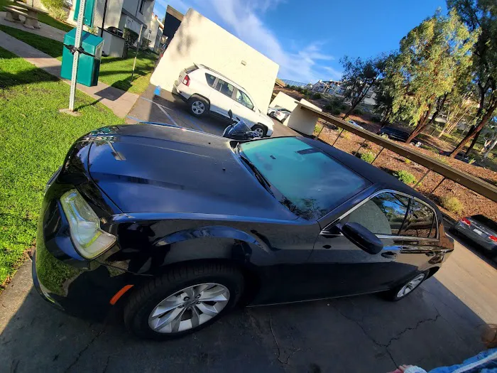 Diamond Auto Glass 1