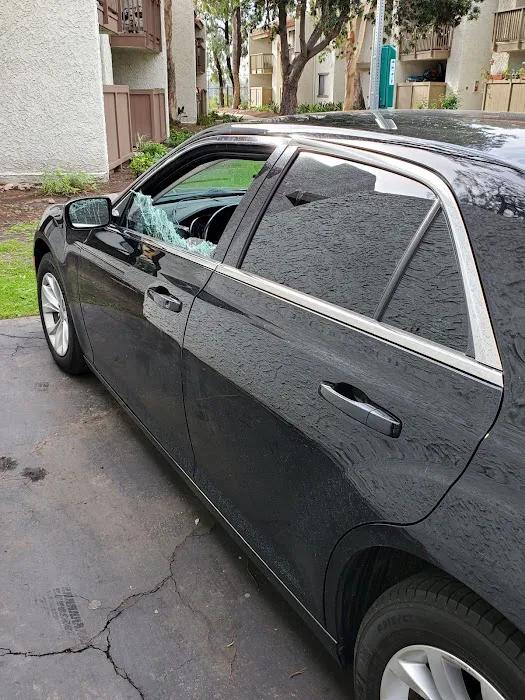 Diamond Auto Glass 0