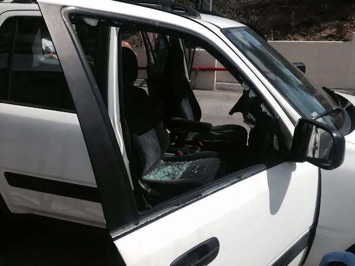 Cal Auto Glass 8