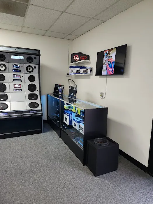 DV Audio and Customs LLC 1