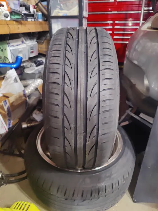 Canelo's Tire and Towing 3