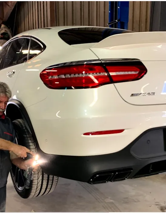 Mission Bay Collision Body Shop 9