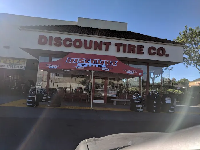 Discount Tire 0