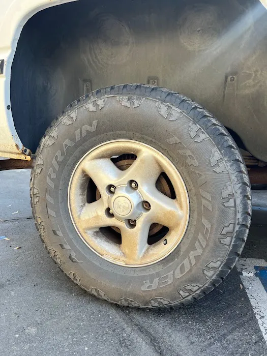 Buddy's Automotive and Tires 4