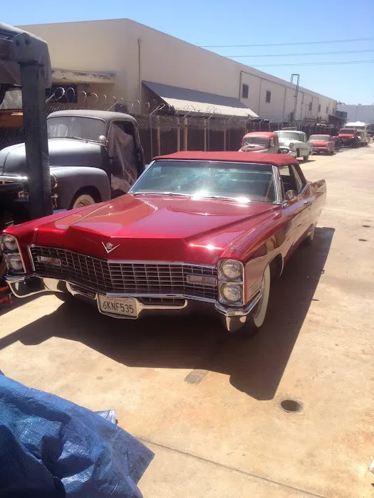 Acme Garage 9