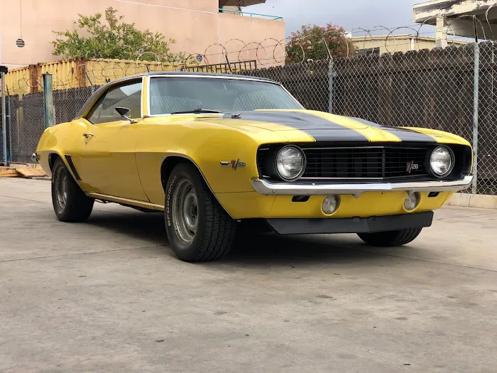 Acme Garage 6