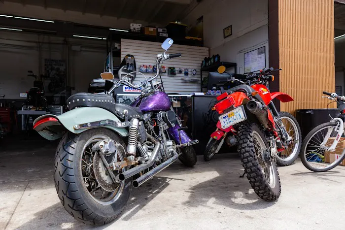 Midtown Moto Garage 9