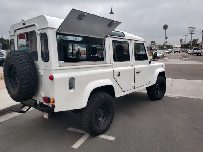 Defender Traders 8
