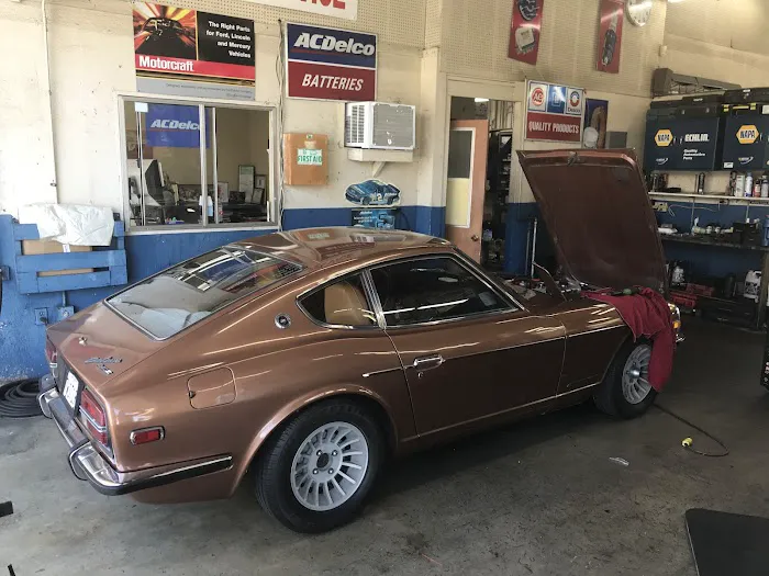Pettey's Auto Service Inc 8