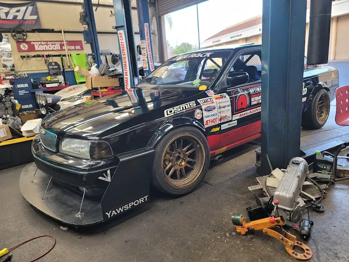 Pettey's Auto Service Inc 6