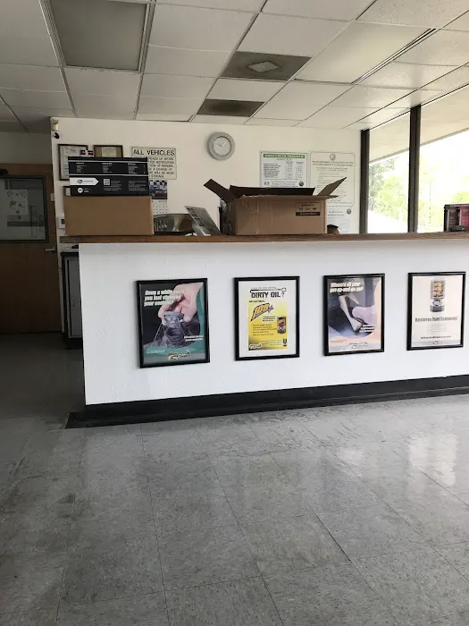 7 to 7 Auto Repair 0