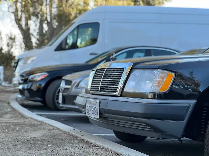 The Mercedes Service 1