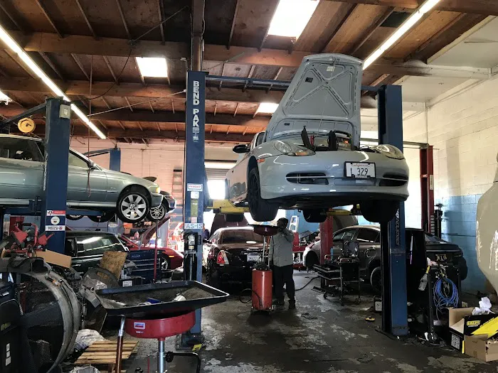 ECOMAX AUTO SERVICE 9
