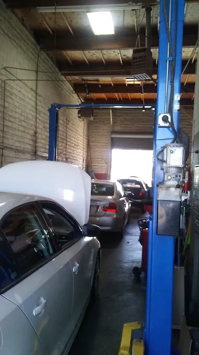 D&T AUTO REPAIR 4