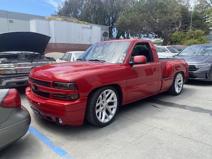 JM Auto Body Repair 4